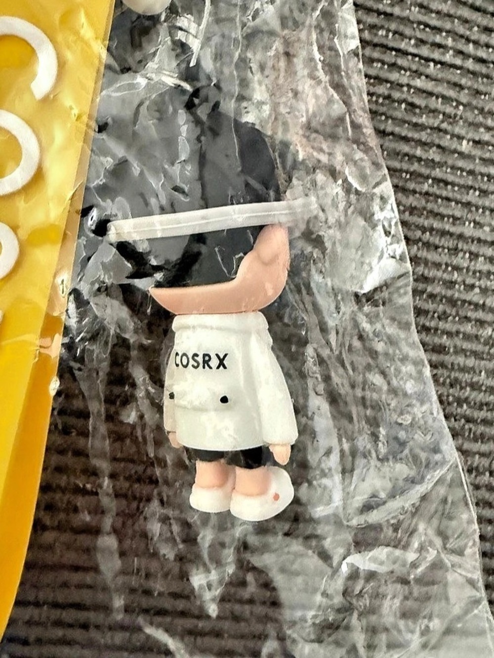 COSRX keychain - Picture 4 of 4